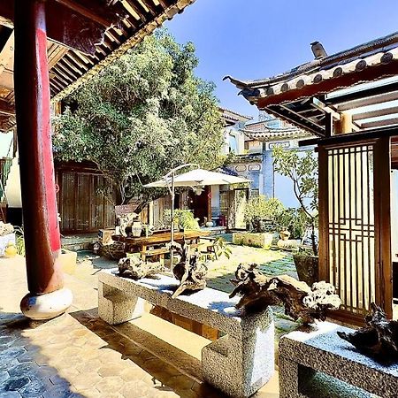 Qingxin Courtyard Art Guesthouse Dali  Bagian luar foto