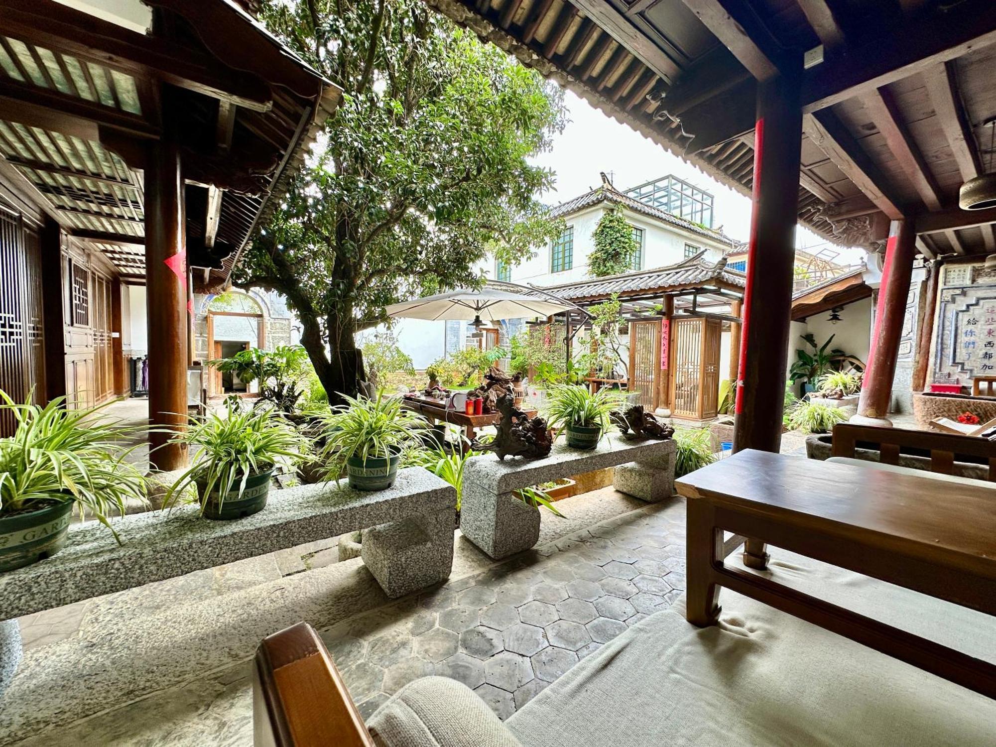 Qingxin Courtyard Art Guesthouse Dali  Bagian luar foto